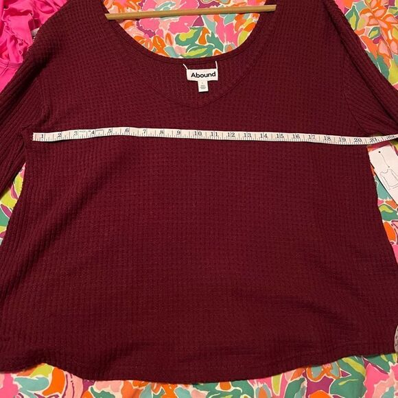 Abound off the shoulder garnet waffle style blouse size L - Picture 8 of 9